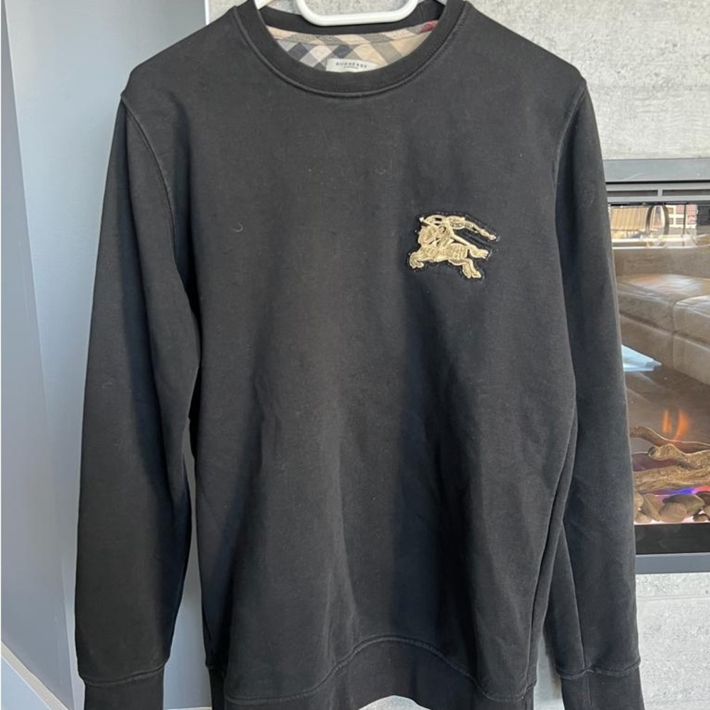 Burberry crew neck sweater